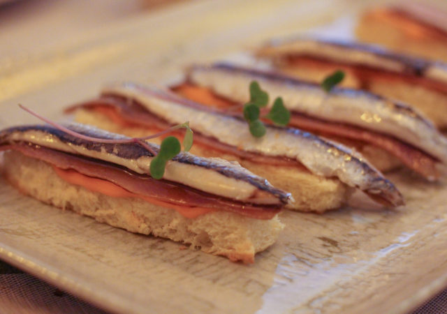 Tosta matrimonio boquerón anchoa Santancha madrid