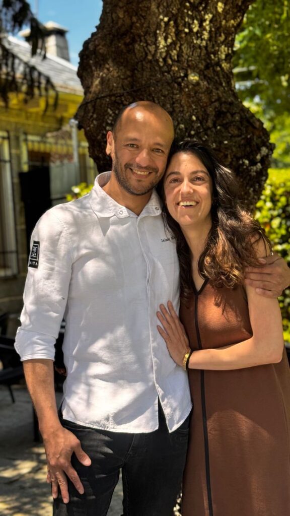 chef Jaime Monzón y su pareja, Aída González, en La Mesa de Guadarrama