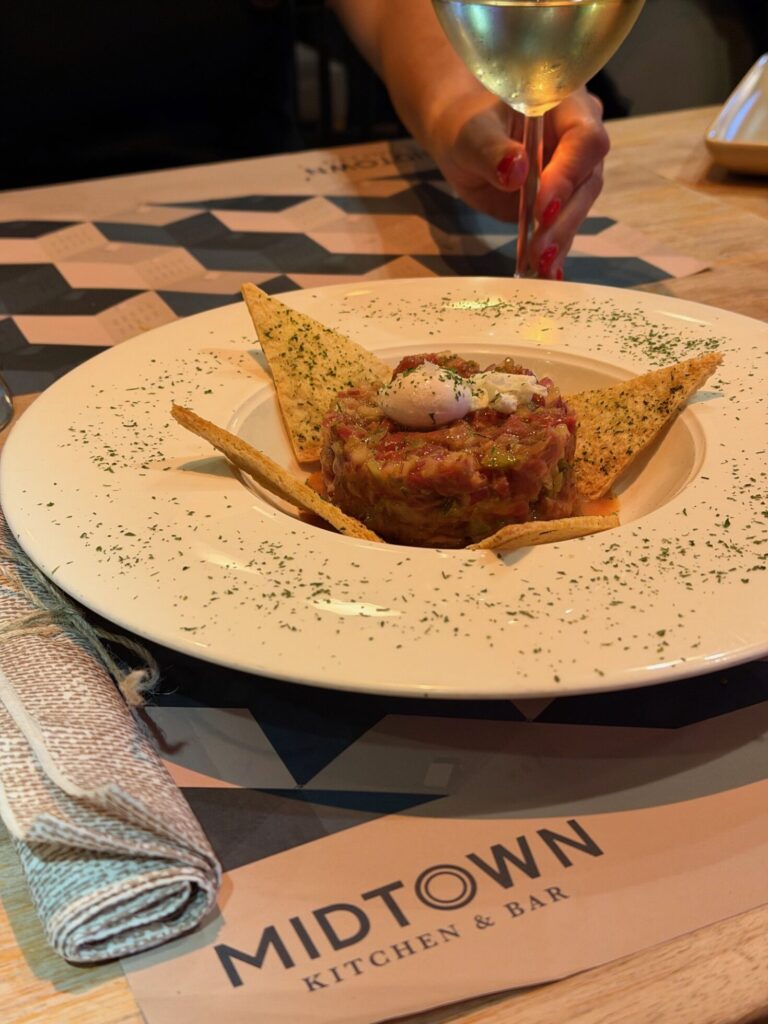 Steak tartar Restaurante Midtown Madrid